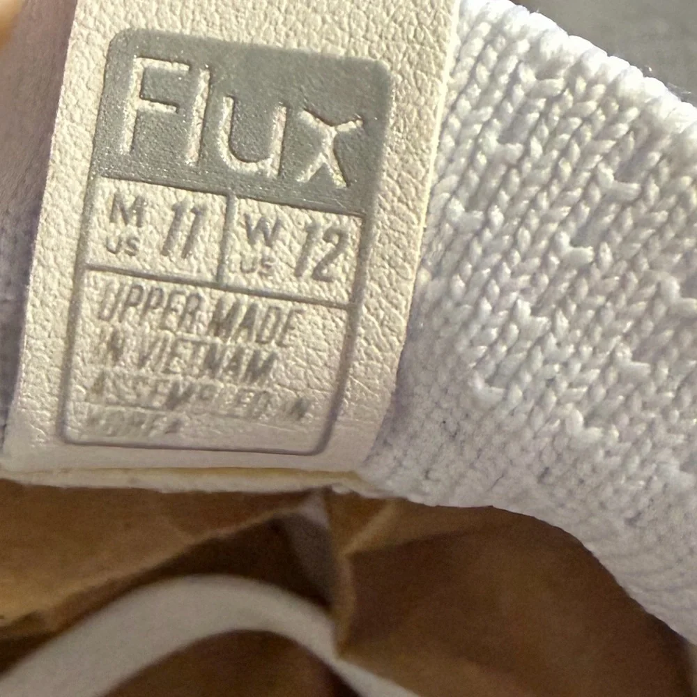 Flux footwear Adapt Knit Trainer White with Gum Sole Textured Comfort Insole